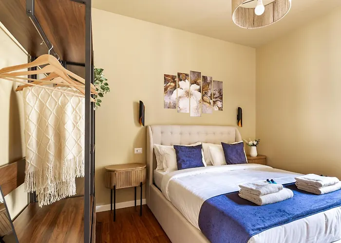 Iflat Warm & Welcoming Little Gem In Rione Monti * Rzym